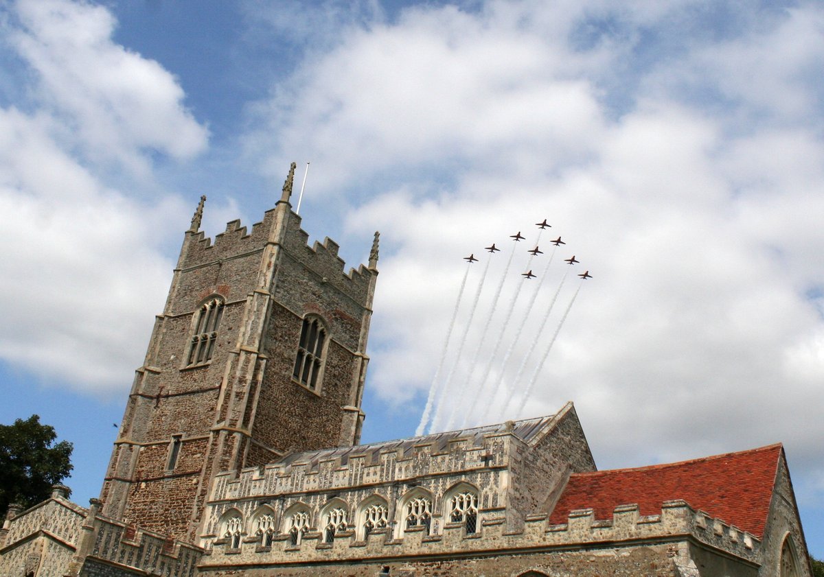 Red Arrows over St George's church